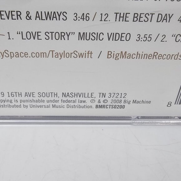 Taylor Swift Fearless Audio CD (2008) - Picture 6 of 7